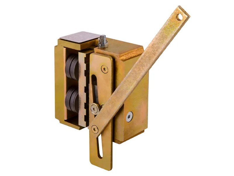 [HAA-00034] پاراشوت، سیستم ترمز اضطراری